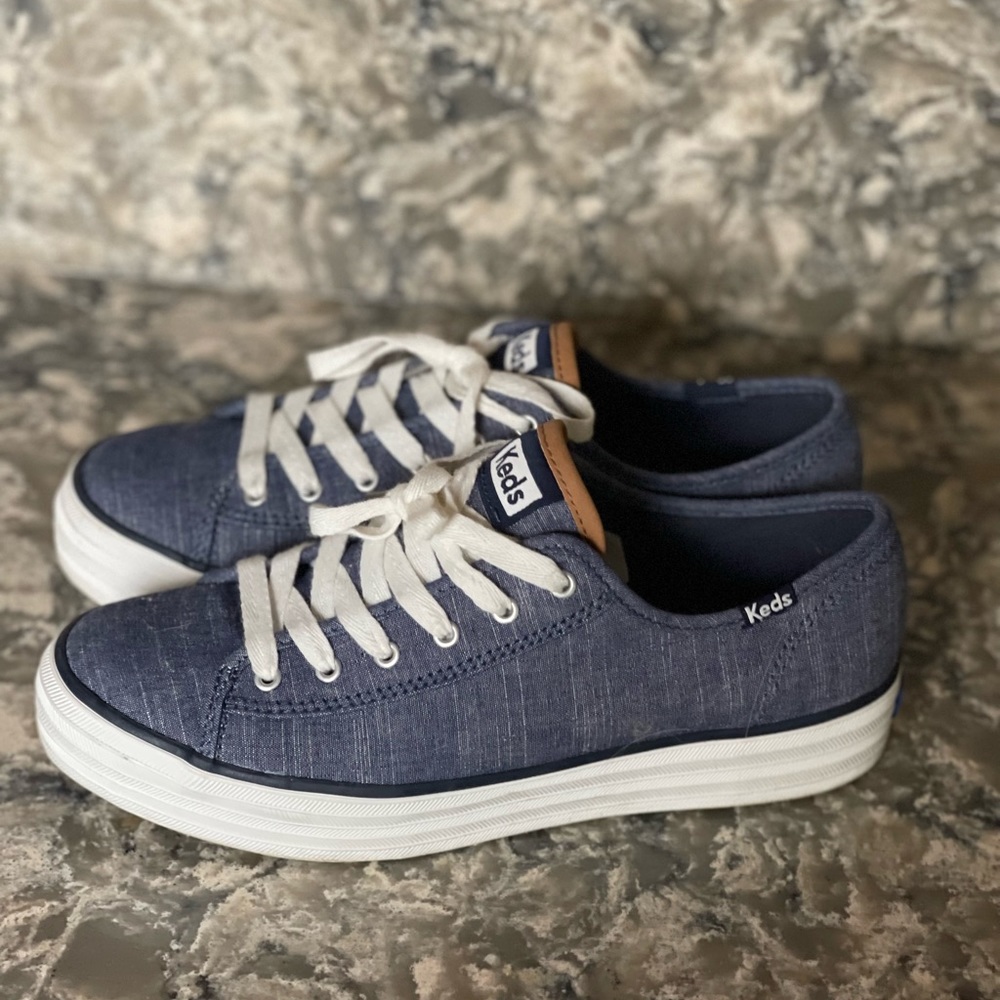 Keds women sneakers, size 7.  Only worn one time.